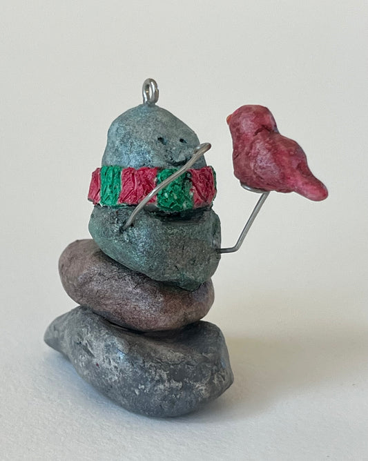 Curious Cairn-red bird